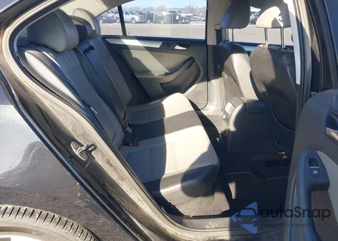 2014 Volkswagen Jetta Hybrid Sel Premium z USA, uszkodzony, nr VIN 3VW637AJ9EM207666